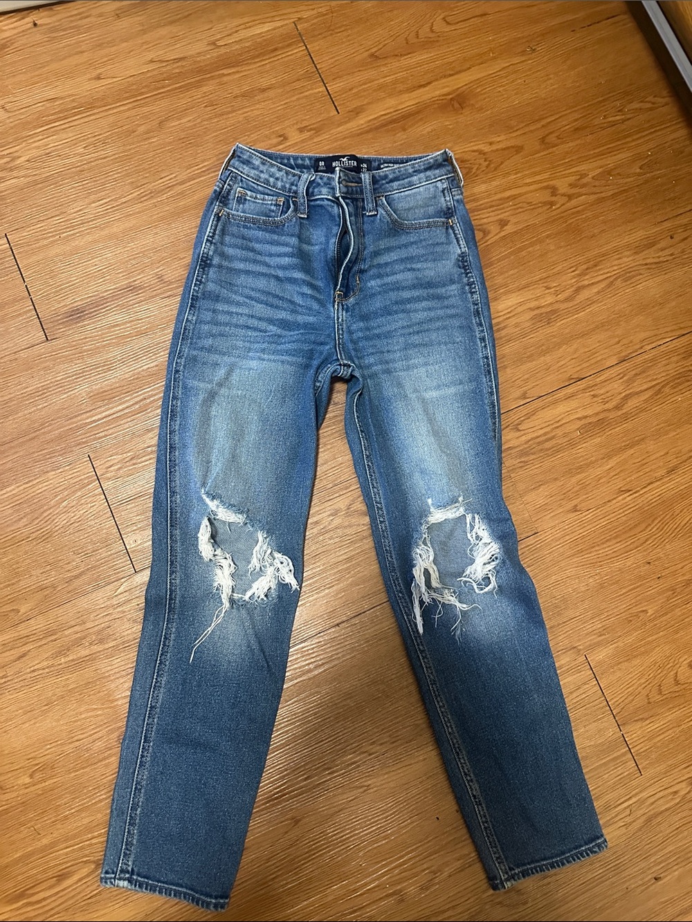 Hollister Women's Medium Blue Distressed High-Rise Jeans Mom Jeans W24 L27